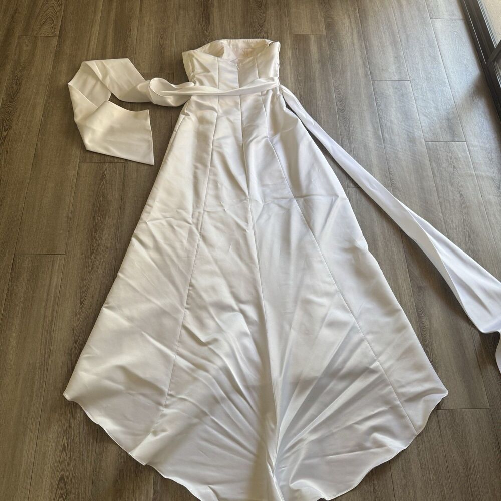 Bill Levkoff White Satin Strapless Wedding Gown Bridal Dress Bow Train Size 6